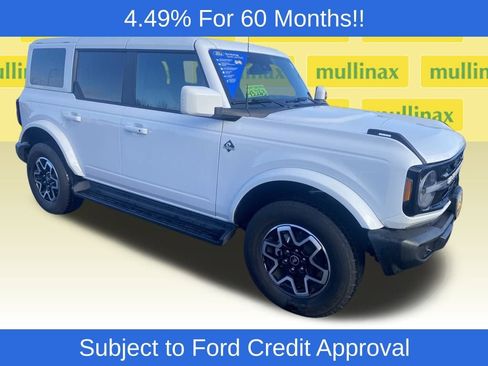 Certified 2025 Ford Bronco Outer Banks image 1