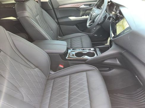 Used 2023 Buick Envision Avenir image 14