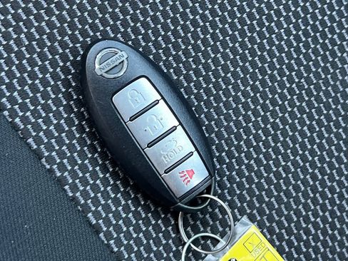 Used 2019 Nissan Versa SV w/ SV Special Edition Package image 27