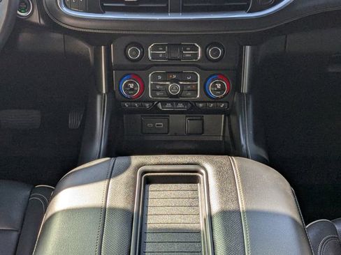 Used 2024 Chevrolet Tahoe Premier image 18