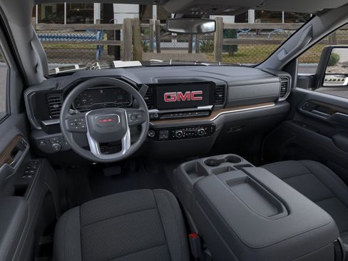 New 2026 GMC Sierra 2500 SLE image 15