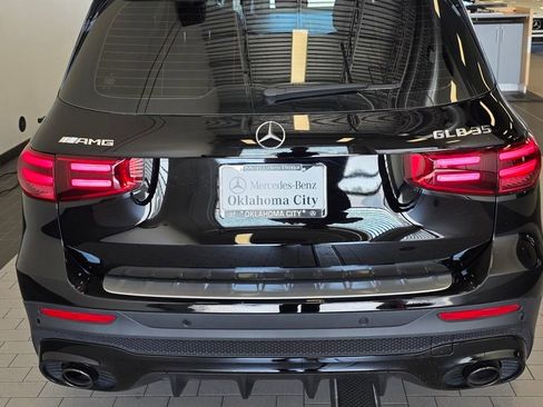 Certified 2025 Mercedes-Benz GLB 35 AMG 4MATIC image 7