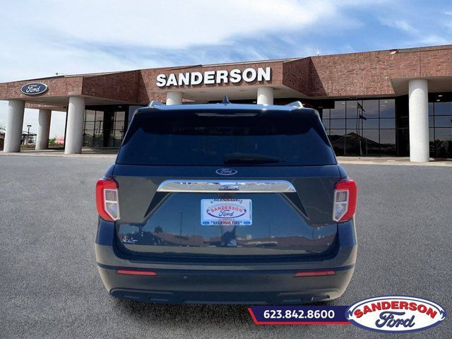 Used 2023 Ford Explorer XLT RWD image 4
