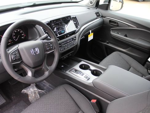 New 2026 Honda Ridgeline Sport image 6