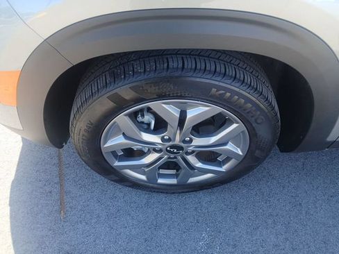 Certified 2024 Kia Seltos S FWD image 10