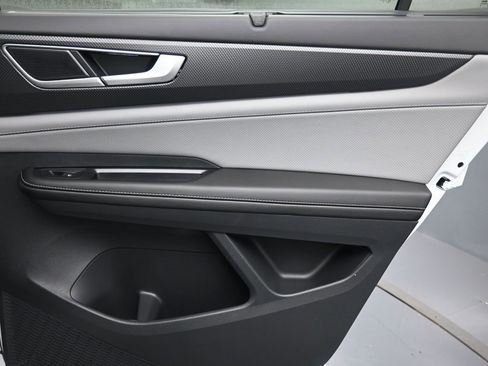 New 2026 Volkswagen Atlas Cross Sport SEL R-Line image 28