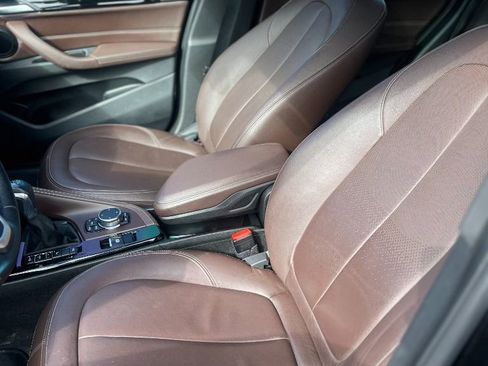 Used 2016 BMW X1 xDrive28i image 9