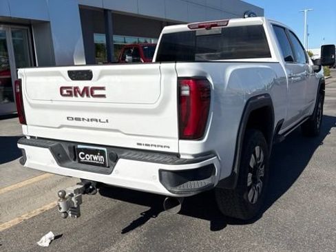 Used 2025 GMC Sierra 3500 Denali w/ Denali Reserve Package AWD/4WD image 4