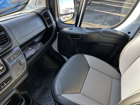 Used 2023 RAM ProMaster 3500 w/ Convenience Group image 22