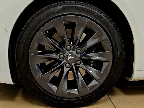 Used 2019 Tesla Model S 75D AWD/4WD image 32