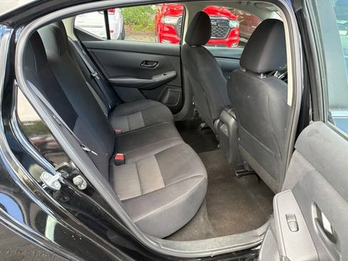 Used 2024 Nissan Sentra SV FWD image 13