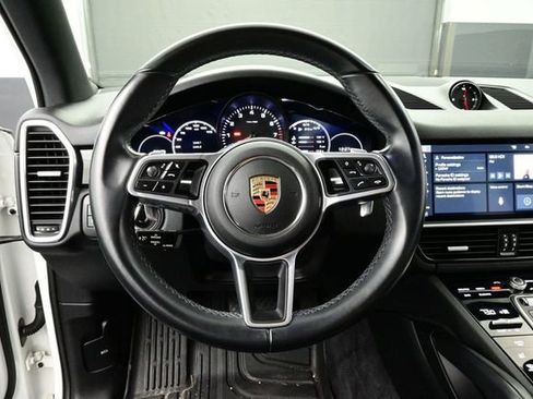 Certified 2020 Porsche Cayenne AWD/4WD image 8