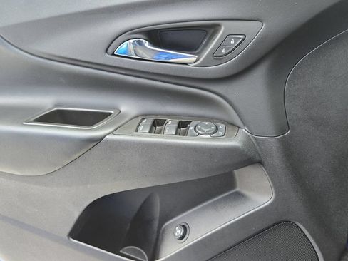 Used 2024 Chevrolet Equinox LT FWD image 26