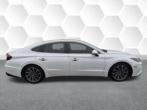 Used 2020 Hyundai Sonata Limited FWD image 2
