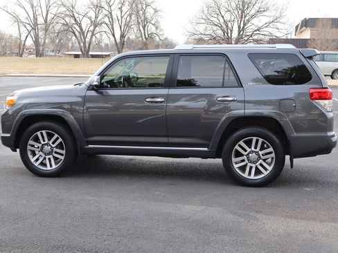 Used 2012 Toyota 4Runner Limited image 9