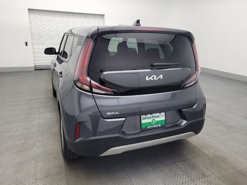 Used 2025 Kia Soul LX image 6