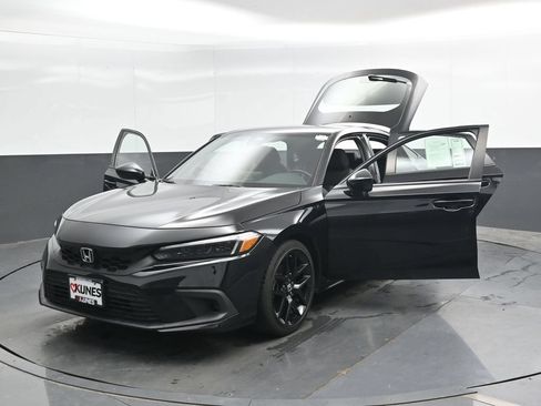 Used 2023 Honda Civic Sport image 46