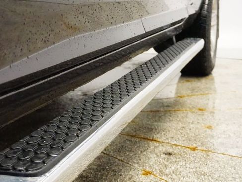 Used 2017 RAM 1500 Sport image 12