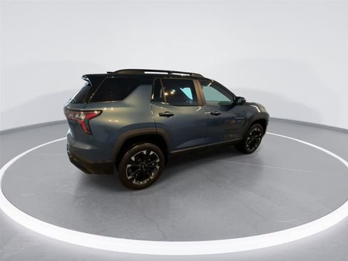 Used 2025 Chevrolet Equinox RS w/ Safety and Technology Package image 8