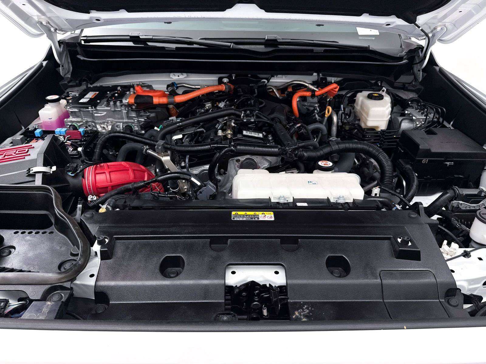 Used 2025 Toyota Tacoma TRD Pro AWD/4WD image 9