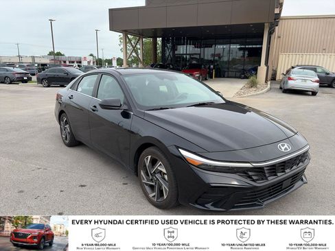 Used 2024 Hyundai Elantra SEL w/ Convenience Package FWD image 1