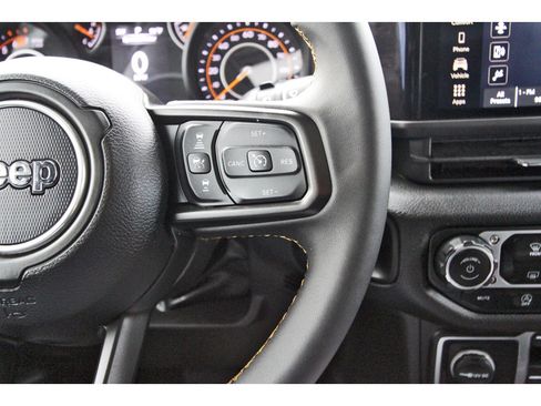 Used 2024 Jeep Wrangler Sport S image 18