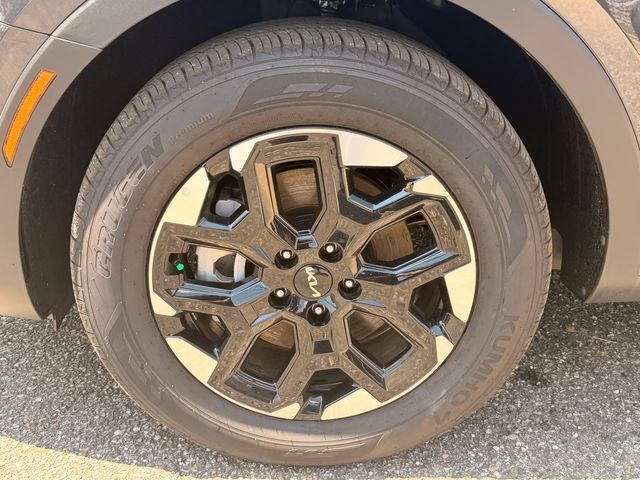 Certified 2026 Kia Sorento S FWD image 25