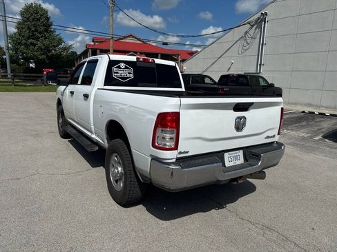 Used 2024 RAM 2500 Tradesman w/ Chrome Appearance Group AWD/4WD image 4