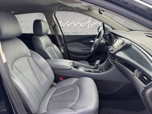 Used 2020 Buick Envision Essence image 24