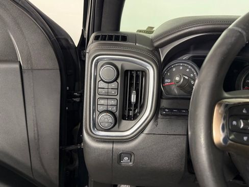 Used 2019 Chevrolet Silverado 1500 High Country w/ Technology Package AWD/4WD image 22
