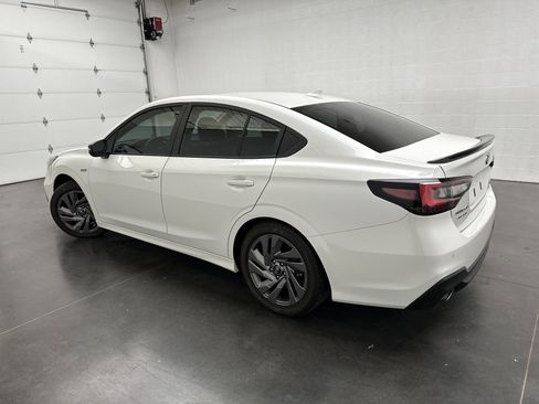 Used 2025 Subaru Legacy Premium AWD/4WD image 6