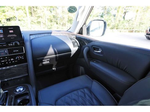 Used 2024 Nissan Armada Platinum w/ Cargo Package image 8