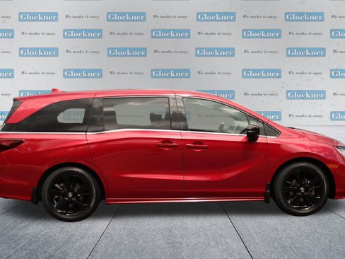Used 2024 Honda Odyssey Sport image 4