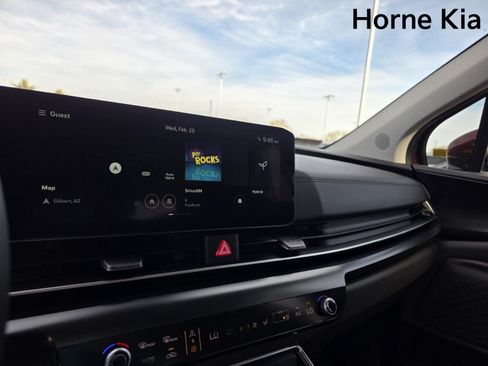 New 2026 Kia Carnival LXS FWD image 16
