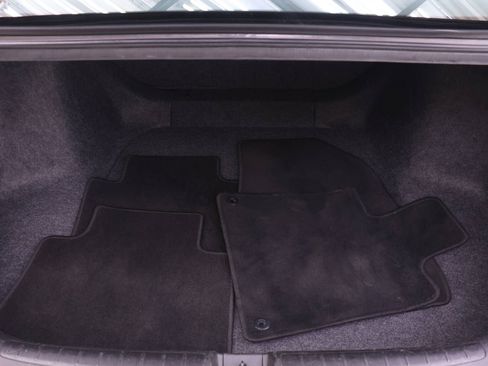 Used 2019 Honda Accord LX image 14