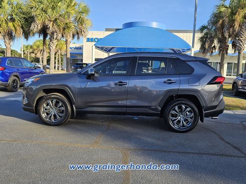 Used 2024 Toyota RAV4 XLE Premium image 2