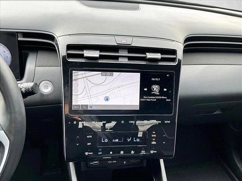 Used 2024 Hyundai Santa Cruz Limited image 24