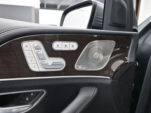 Used 2024 Mercedes-Benz GLE 450 4MATIC image 18