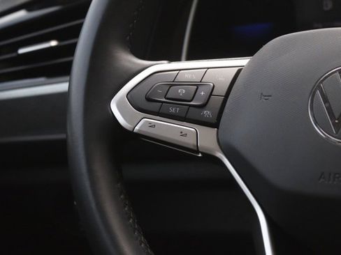 Used 2022 Volkswagen Jetta SE w/ Panoramic Sunroof Package image 19