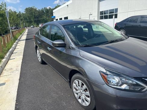 Used 2019 Nissan Sentra S FWD image 2