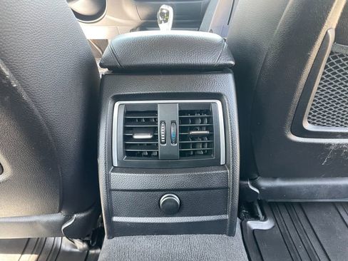 Used 2018 BMW 320i xDrive Sedan AWD/4WD image 27