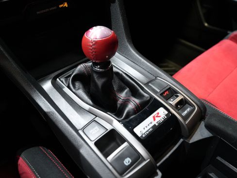 Used 2018 Honda Civic Type R image 44