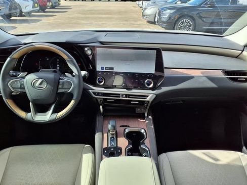 Used 2024 Lexus RX 350 Premium Plus w/ Convenience Package FWD image 6