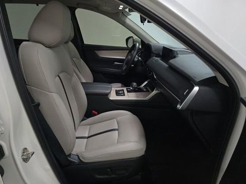 Used 2024 MAZDA CX-90 3.3 Turbo w/ Preferred Plus image 6