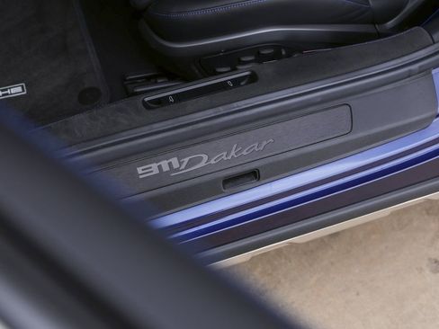 Used 2024 Porsche 911 Dakar image 27