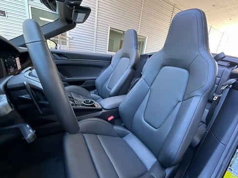 New 2026 Porsche 911 GTS image 5