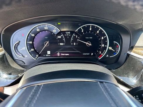 Used 2017 BMW 540i xDrive AWD/4WD image 29