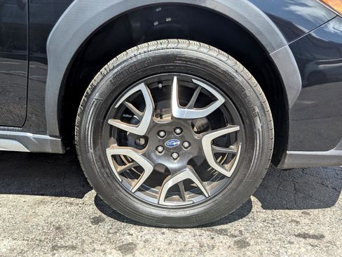 Used 2019 Subaru Crosstrek Hybrid w/ Moonroof Package w/Navigation image 60