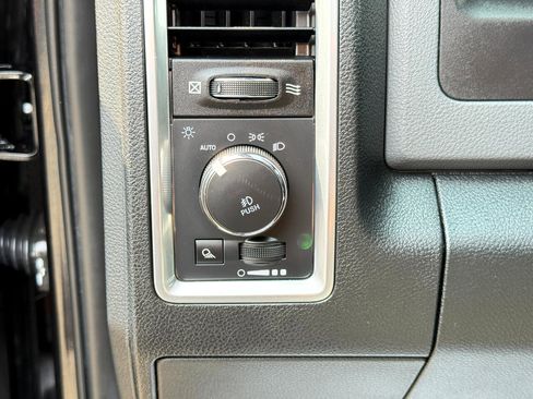 Used 2018 RAM 1500 Big Horn image 18