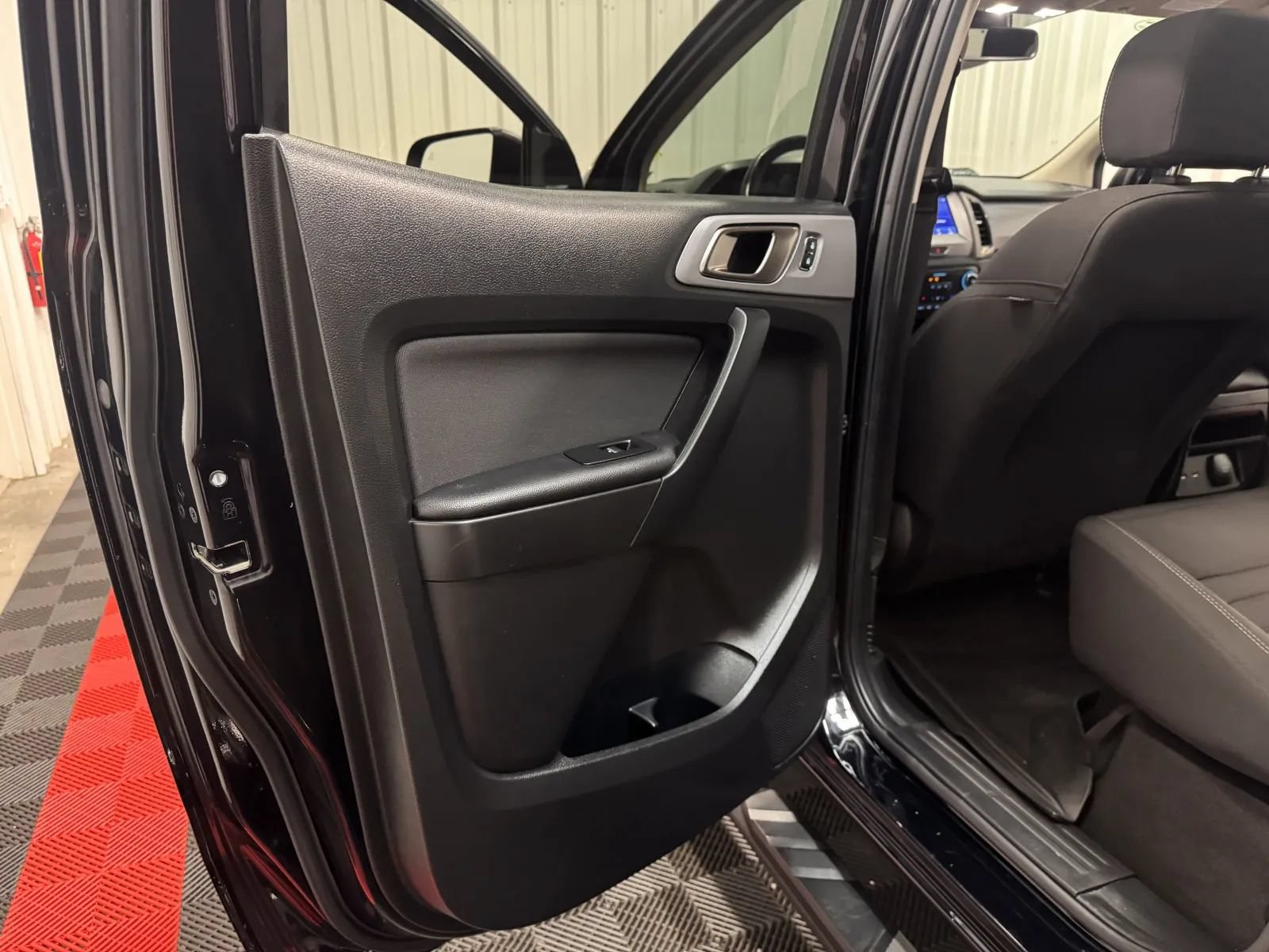Used 2023 Ford Ranger XLT w/ Equipment Group 301A Mid AWD/4WD image 37